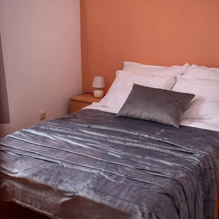 Apartman Zaklina 1496 *