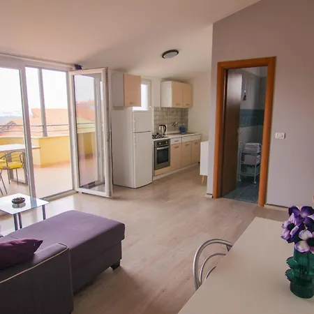 Zaklina 1496 Apartament *
