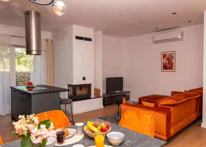 Zaklina 1496 Apartman